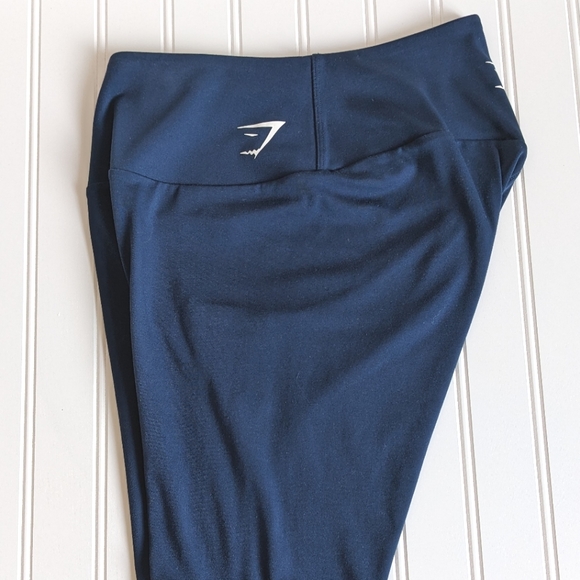 SOLD Gymshark Training 7/8 Leggings - Picture 7 of 12